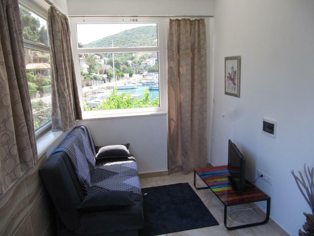Apartmans And Rooms Dunjini Dvori Korčula Exterior foto